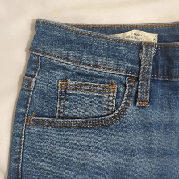 NWT Universal Thread High-Rise Skinny Jeans, Color Med Wash Size 10S - Picture 5 of 16